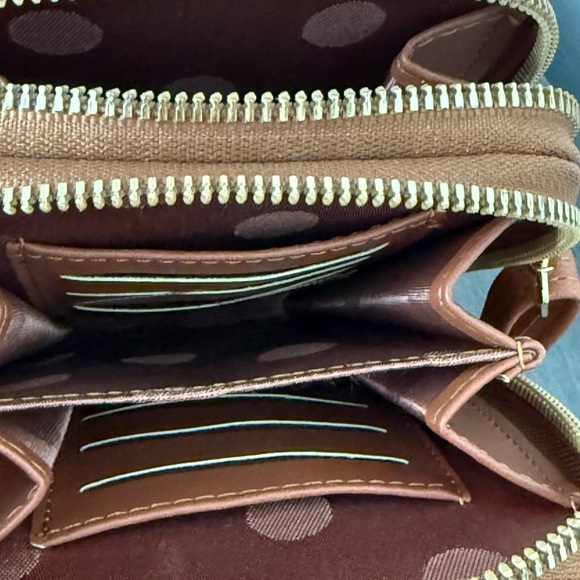 Malibu Skye Brianna Triple Zipper Crossbody Handbag Brown - Picture 8 of 13